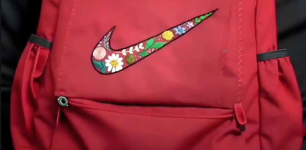 Array妈妈缝的“NIKE书包”获赞800万！世间最奢侈的是母爱