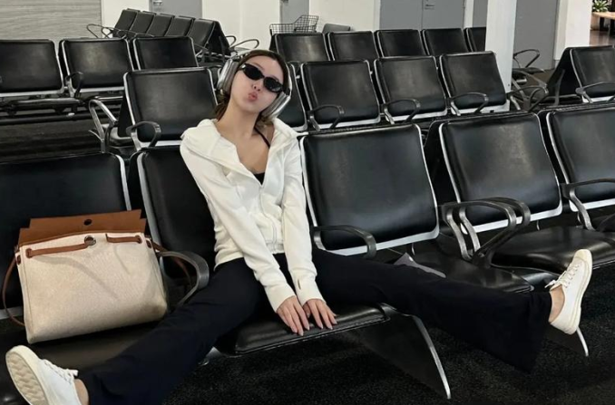 Array别惹穿alo的人