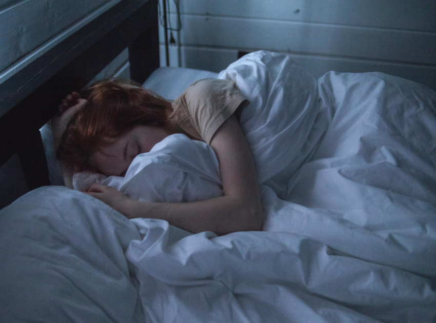 Array全球睡眠调查：高认知、低行动、低诊疗，睡眠健康管理堵在哪里？